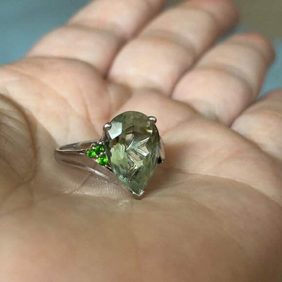 Pear Shaped Prasiolite Ring - Picture 5 of 10